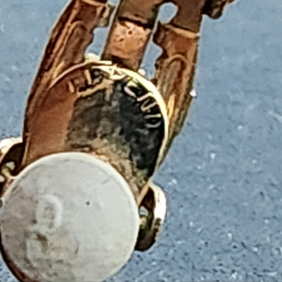 Vintage Butler Clip-on Earrings - Picture 8 of 13